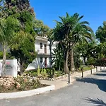 Puerto Banus Rene Апартаменты *